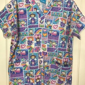 Angels w/ Flowers & Hearts Scrub Top Medical Dental Healthcare 
Medium 
Scrubs